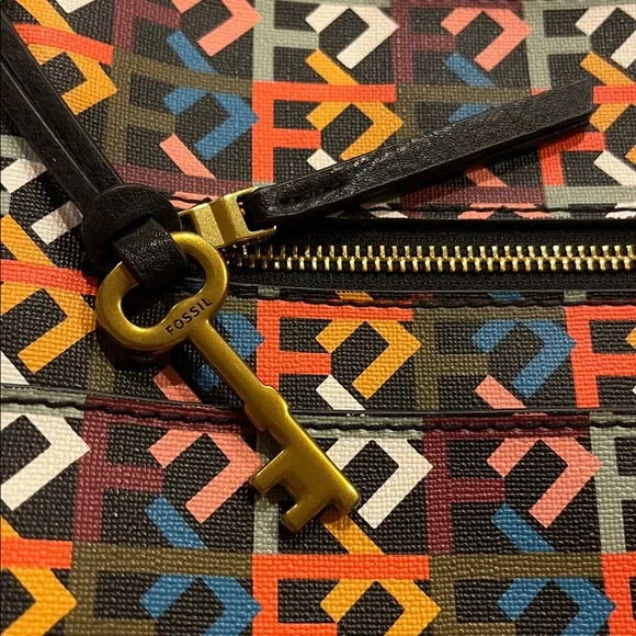 Fossil Women's Fiona Crossbody NWOT - Picture 2 of 11